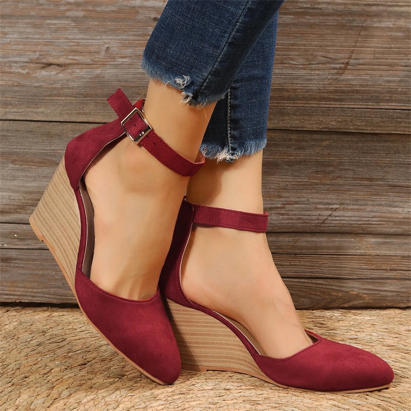 Fashion Women High Heel Sandals Closed Toe Solid Suede Pointed Wedge Heel Shoes Thick Bottom Buckle Sandals Female Footwear 샌들