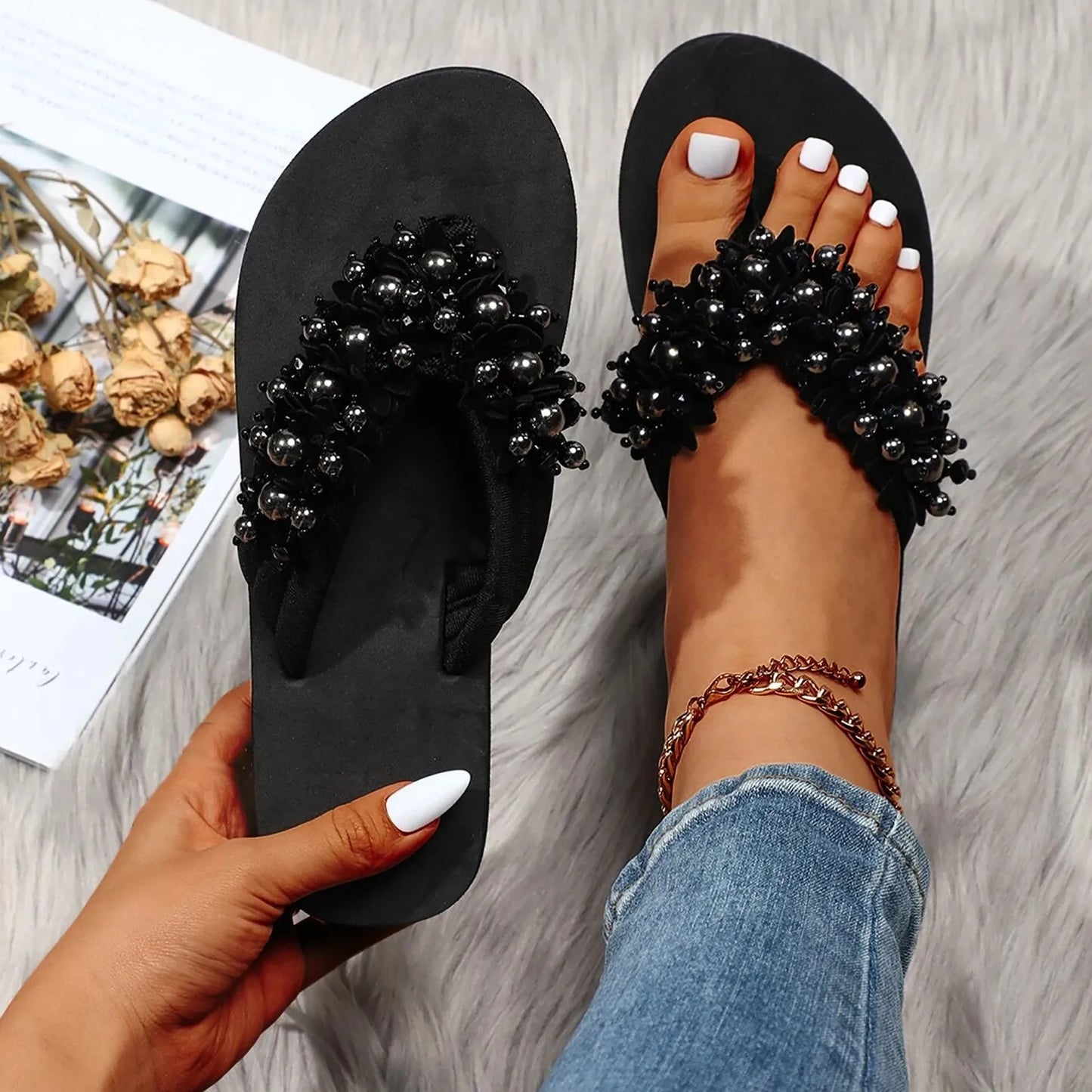 New In Ladies Slippers Summer Beaded Pearl Decorative Fashion Women's Shoes Women's Wedge Thick Platform Beach Slippers Shoes