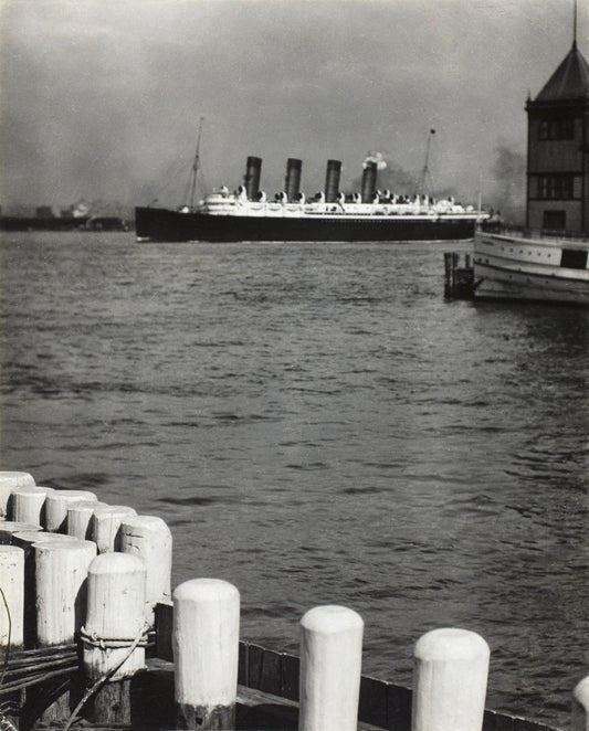 Outward Bound, The Mauretania (1910) by Alfred Stieglitz